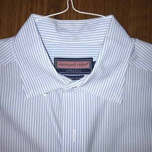 Vineyard Vines sport shirt blue/white size Medium